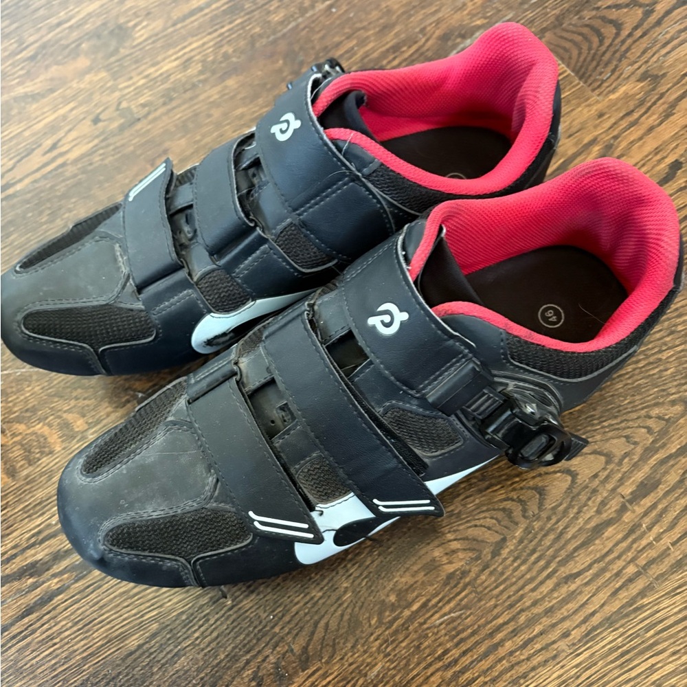 Peloton Shoes size 46